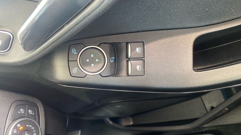 Ford Fiesta 1.0 EcoBoost Titanium 5dr Petrol Hatchback